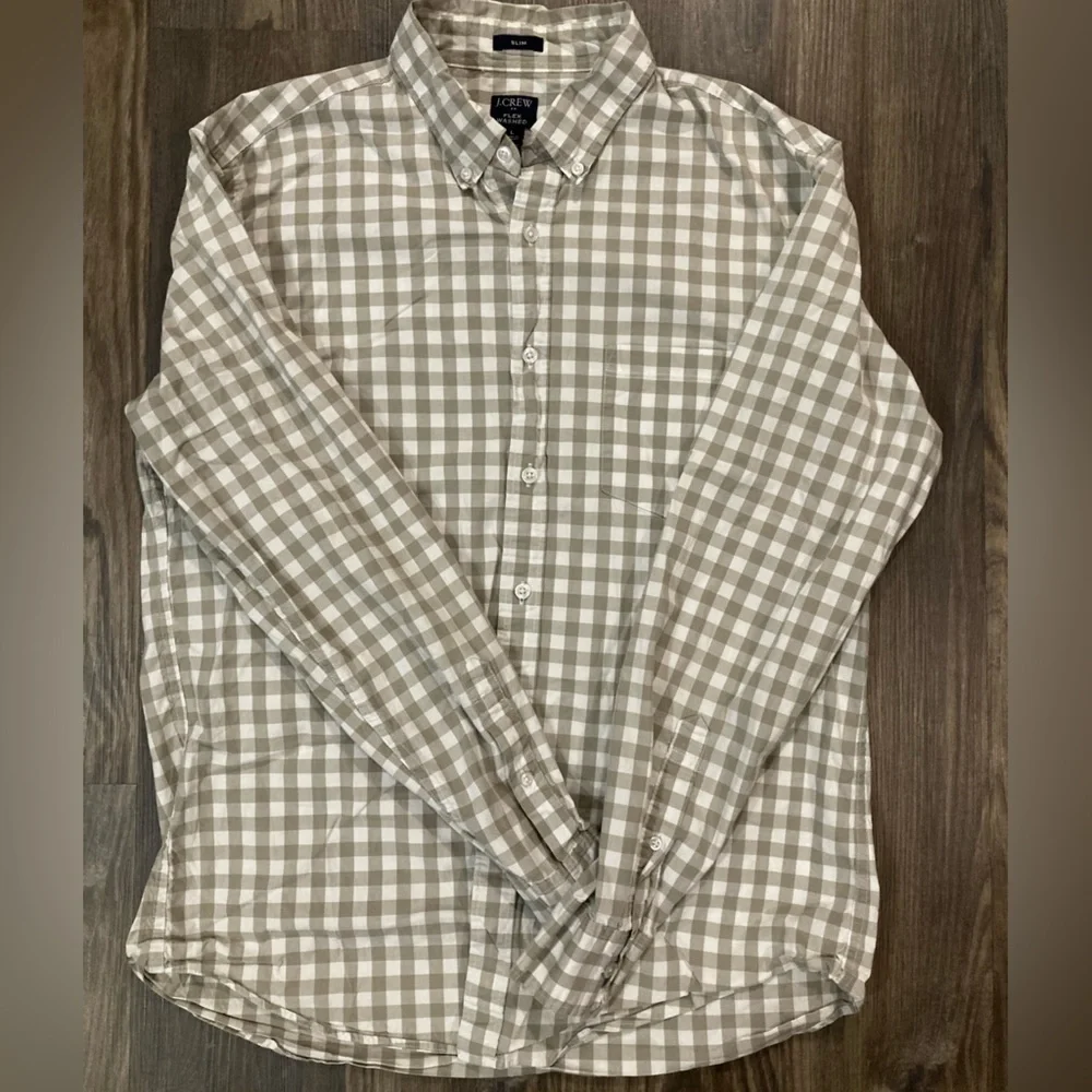 J. Crew Slim Fit‎ Flex Washed Men’s Large Button Down Shirt